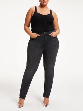 Good American Good Classic Slim Straight Jeans